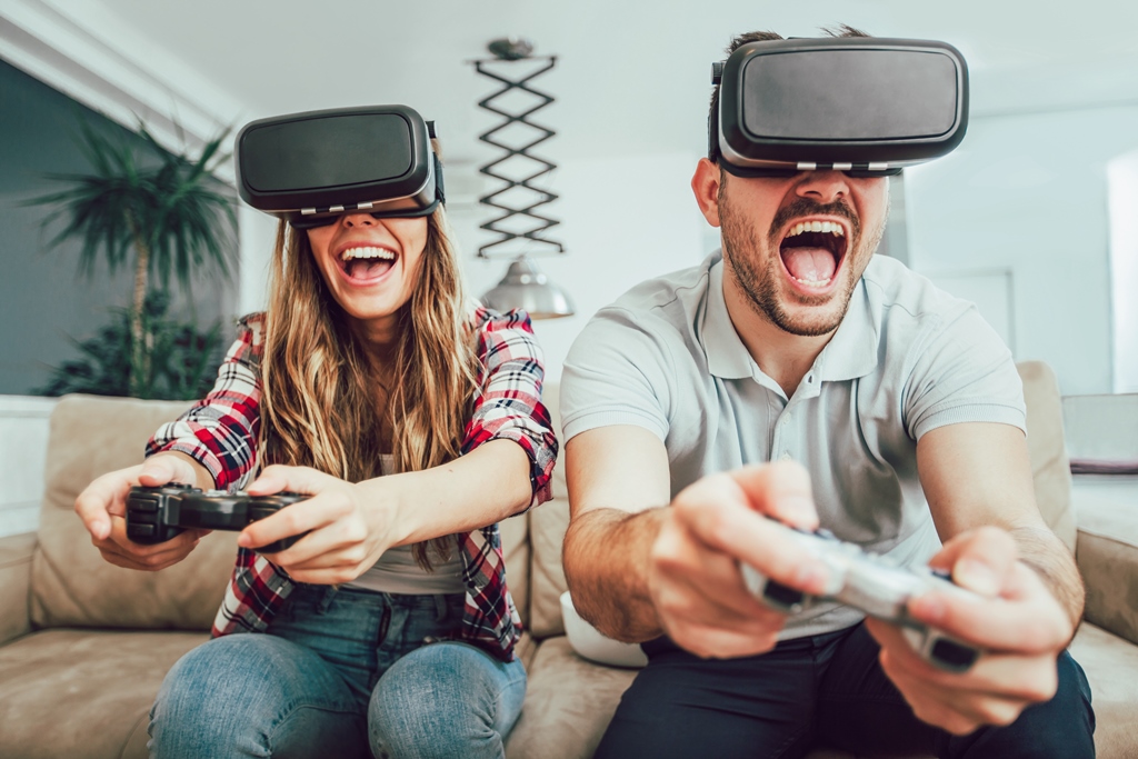 Mastering VR Gaming Development: A Comprehensive 10 Step Guide to Crafting, Marketing, and Distributing Games